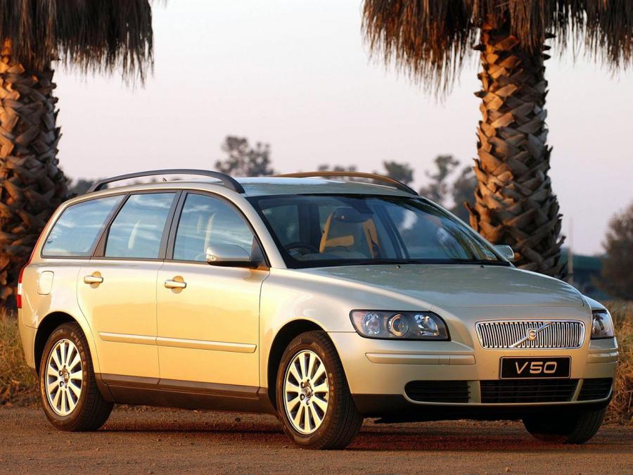  Volvo V50 2004 года  (ZA) (фото 3 из 9)